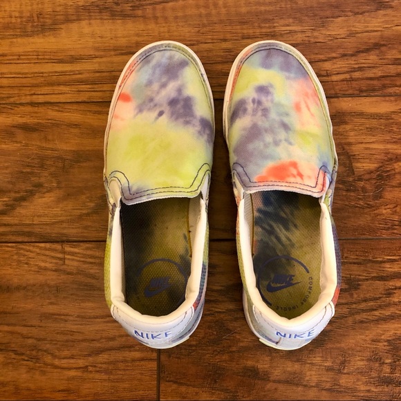 Nike Court Legacy Print Tie Dye Slip On Sneaker - Picture 13 of 15